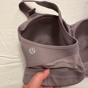 Lululemon sport bra